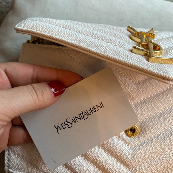 White/Gold Designer Bag - Picture 9 of 11